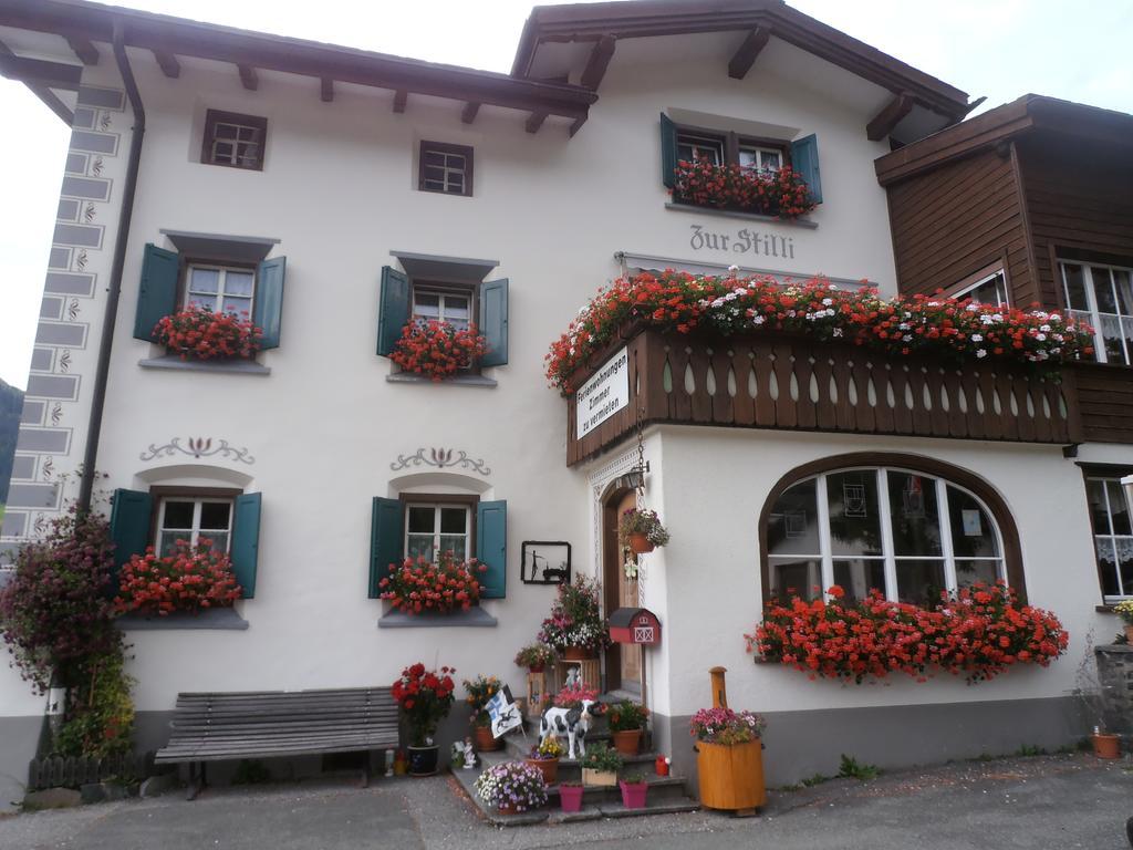 Appartement Pension Hof Zur Stilli à Davos Extérieur photo